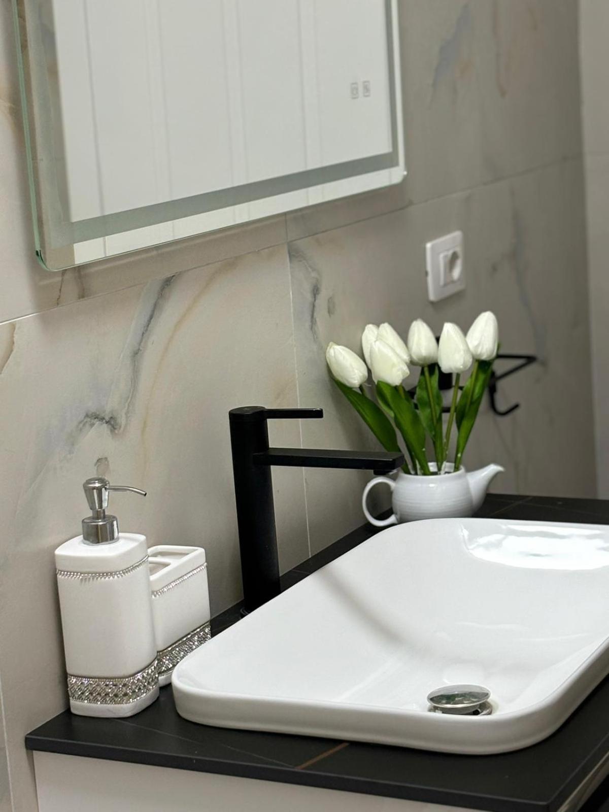 Gloria Prestige Apartment *
